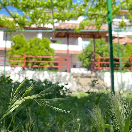 Apartmán Eljudi House *