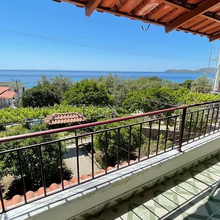 Apartmán Eljudi House