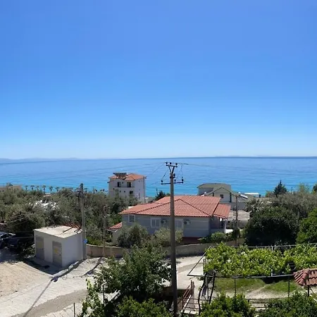 Apartmán Eljudi House *