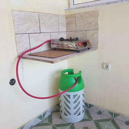 Eljudi House Apartmán *
