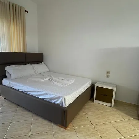Eljudi House Apartment Borsh